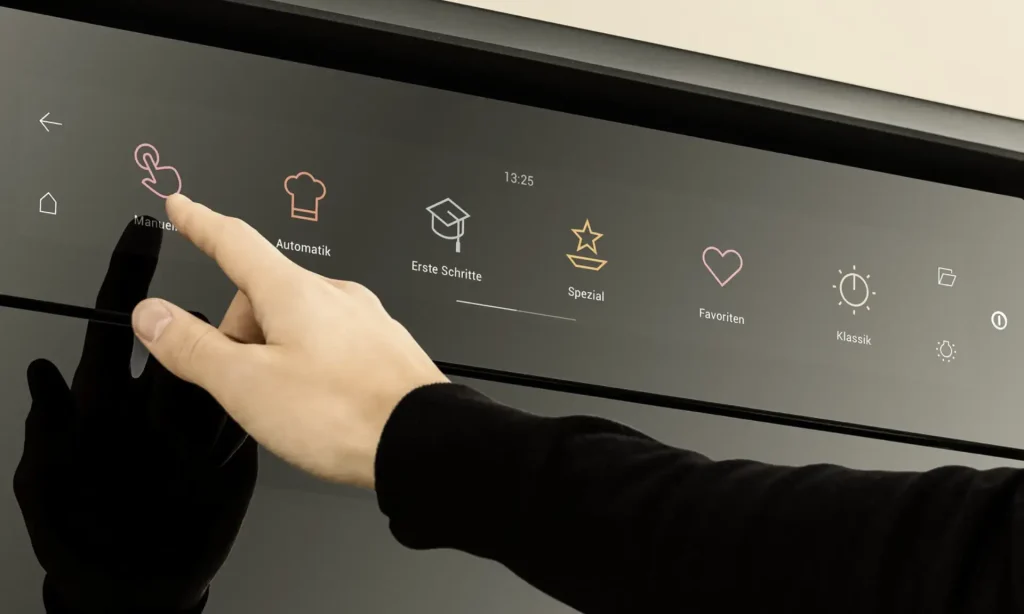 HMI User Interface Design U-Experten Photo Pinboard